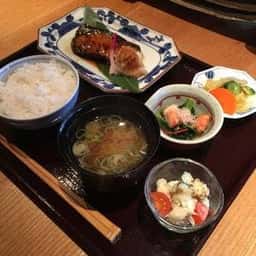 定禅寺 なかむら