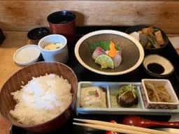 ごはんや一膳