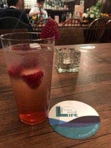 cafe&bar LIFE