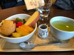 カフェ 猫衛門