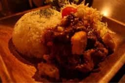 バンクス アリー