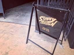 SUNNY AND BROWN