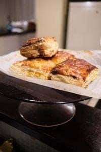 スタンド 末広