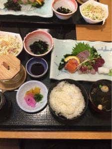 食処 さんぞくや 西港店