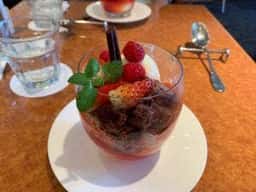 カフェ・ド・サリュー