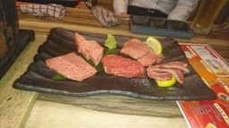 本格炭火焼肉 あかつき