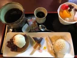 菓子舗 間瀬 網代駅前店