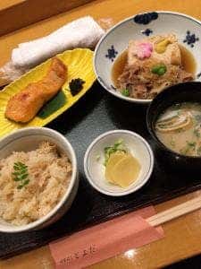 割烹 とよだ