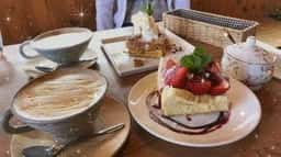 よもぎ田 cafe