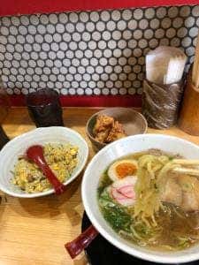 まるふくラーメン屋