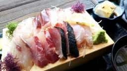 地魚料理 さんぺい