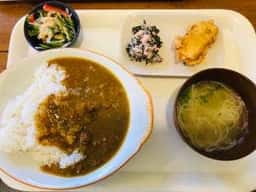 食堂ウージ畑