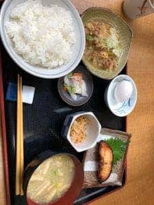 たまごや