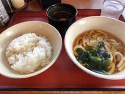 山田うどん 指扇店