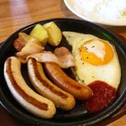 パパ・ド・ウルス 丘の上食堂