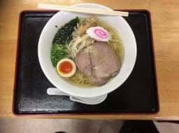 マリンオアシスはかた フードコート