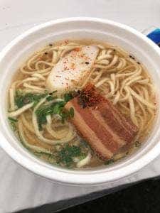 沖縄そば専門店 宜野湾そば