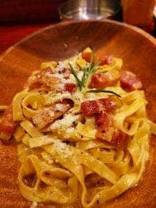 鶏バル HIGOYA 熊本店