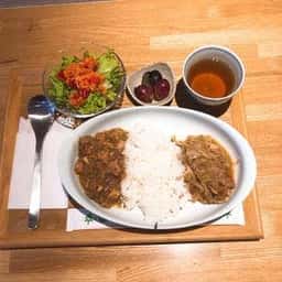 カフェ食堂 ペンネン・ネネム