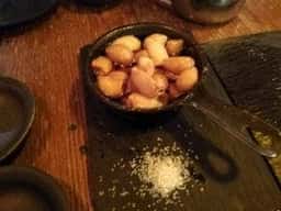 大衆和牛酒場 コンロ家～霜降り和牛鍋と神戸牛ホルモン鉄板焼～ 代々木店