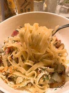 イオリ食堂