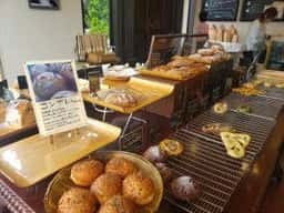 ヴィッキー ブレッド