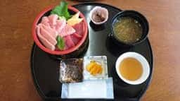 お食事処かもめ