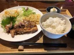 ハンバーグとカレーの店 かや