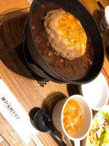 神戸元町ドリア ハーバーランドumie店
