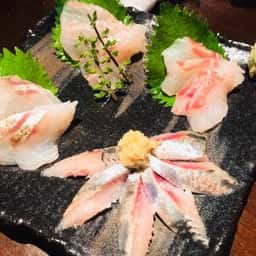 地酒と炭火炉端焼 おやき SiSiMARU