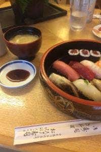おひげ寿司富沢町店