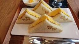 喫茶と美容室 茶の間