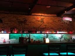 bar moon walk なんば店