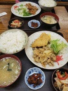 香とり