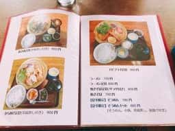 真須褐都
