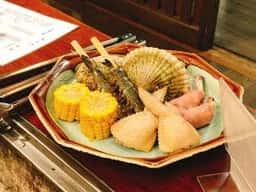 とわだこ 賑山亭