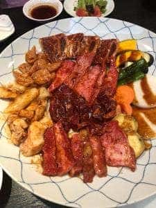 炭火焼肉 モランボン