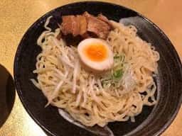 黄金ラーメン