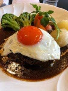 カフェレストラン アウトバースト&ポンタ