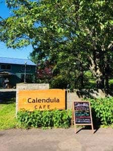 Calendula cafe
