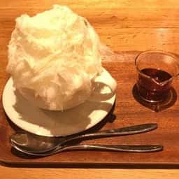 CAFE&BAR HOLY