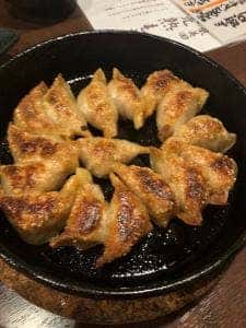 博多 串焼き もつ鍋 鉄板餃子じゅう屋
