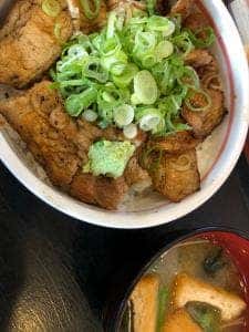 炭焼豚丼 信玄
