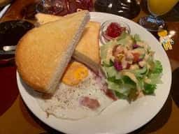 カフェ ガウディ