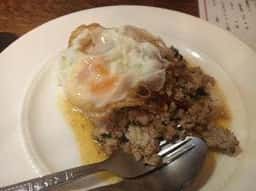 タイ料理Pin Tong