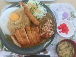 トラックターミナル食堂