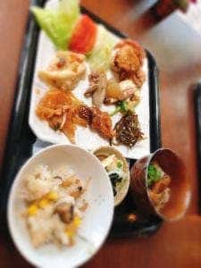 デリ&ビュッフェ くるるん