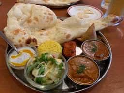 インディアンレストラン ロティボティ