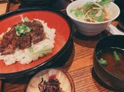 肉のツクモ