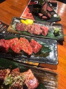 炭火焼肉ぶりっじ